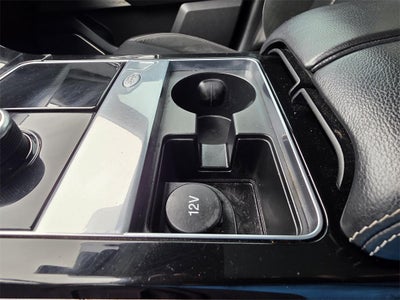 2018 Land Rover Range Rover Velar SE R-Dynamic