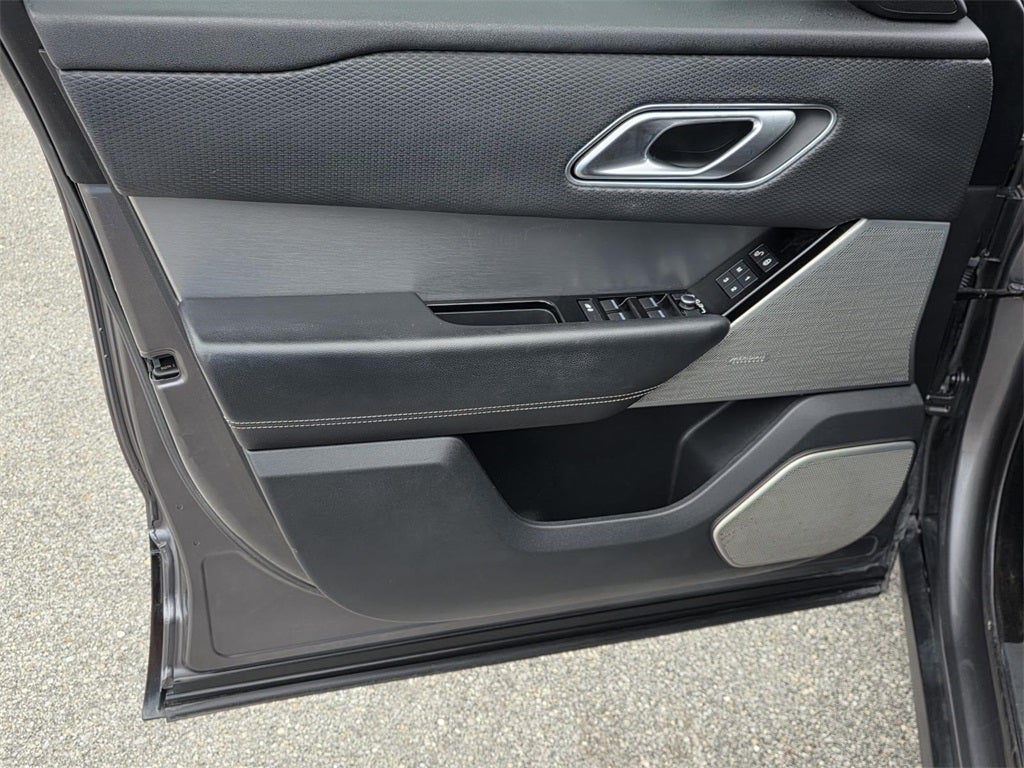 2018 Land Rover Range Rover Velar SE R-Dynamic