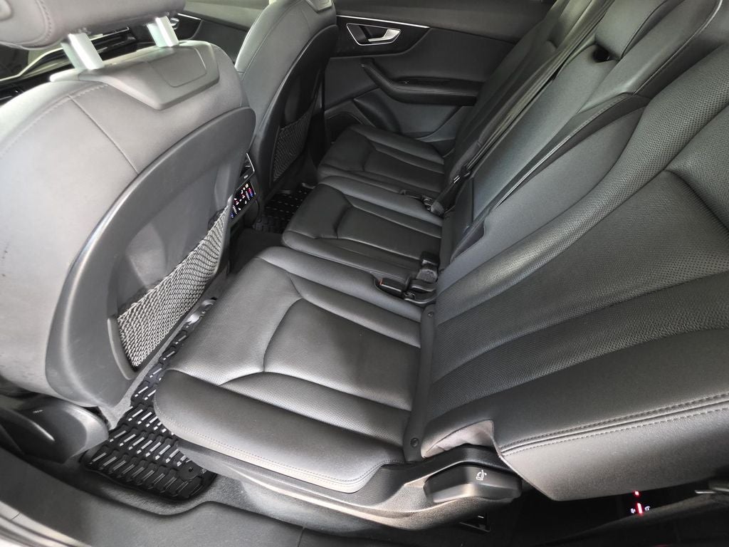2021 Audi Q7 55 Premium Plus quattro
