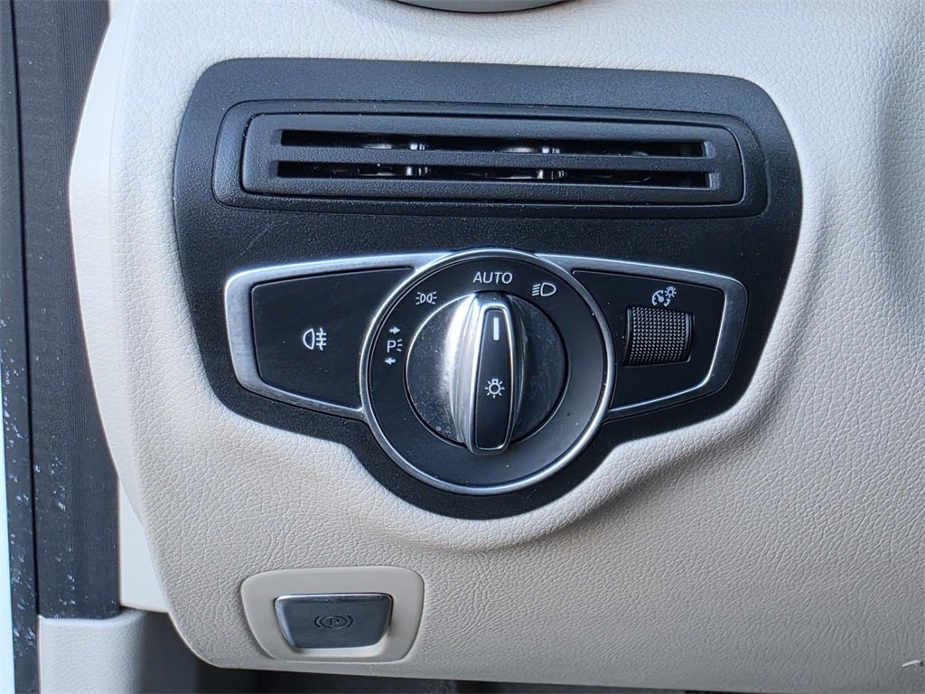 2018 Mercedes-Benz C-Class C 300