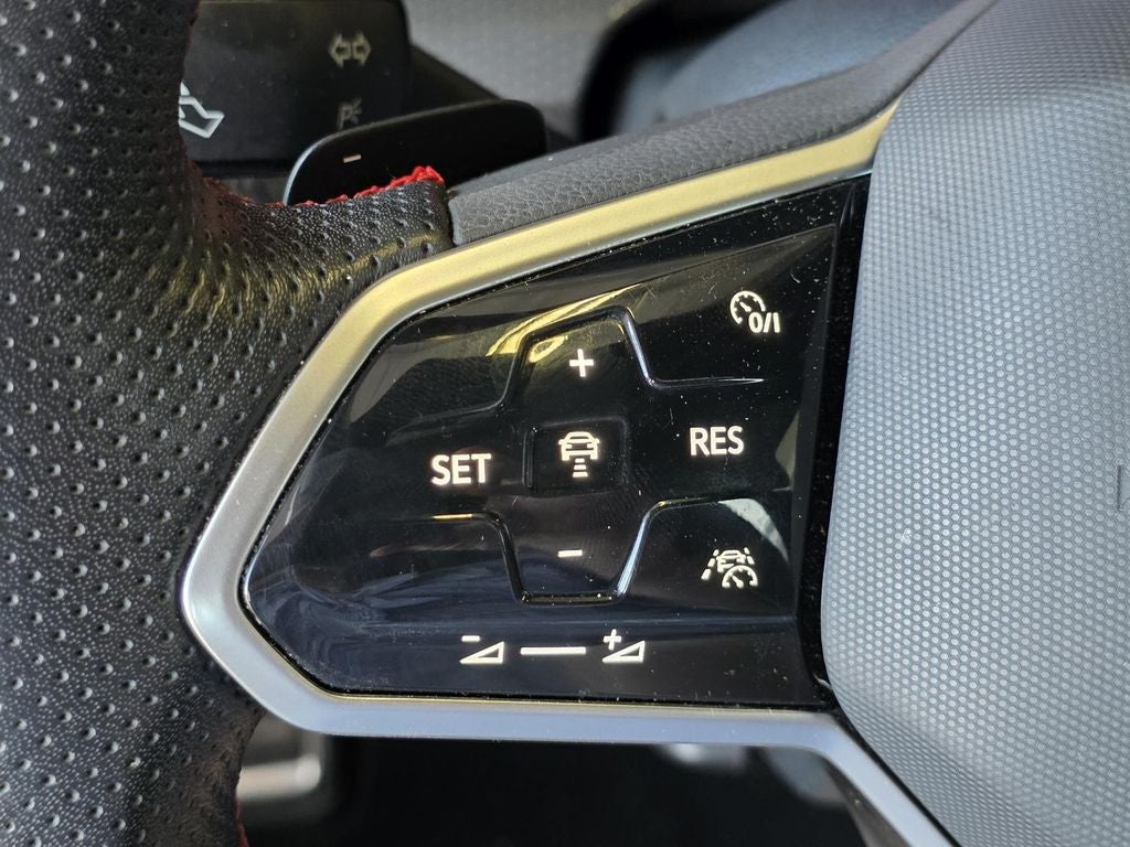 2024 Volkswagen Golf GTI 2.0T S