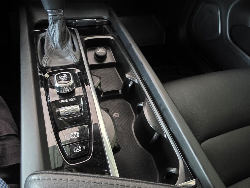 2019 Volvo XC60 T6 Momentum