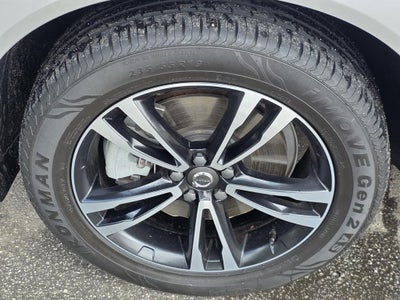 2019 Volvo XC60 T6 Momentum
